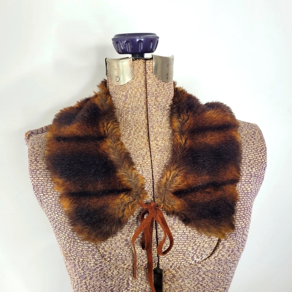 Vintage Accessories - Vintage brown faux fur collar